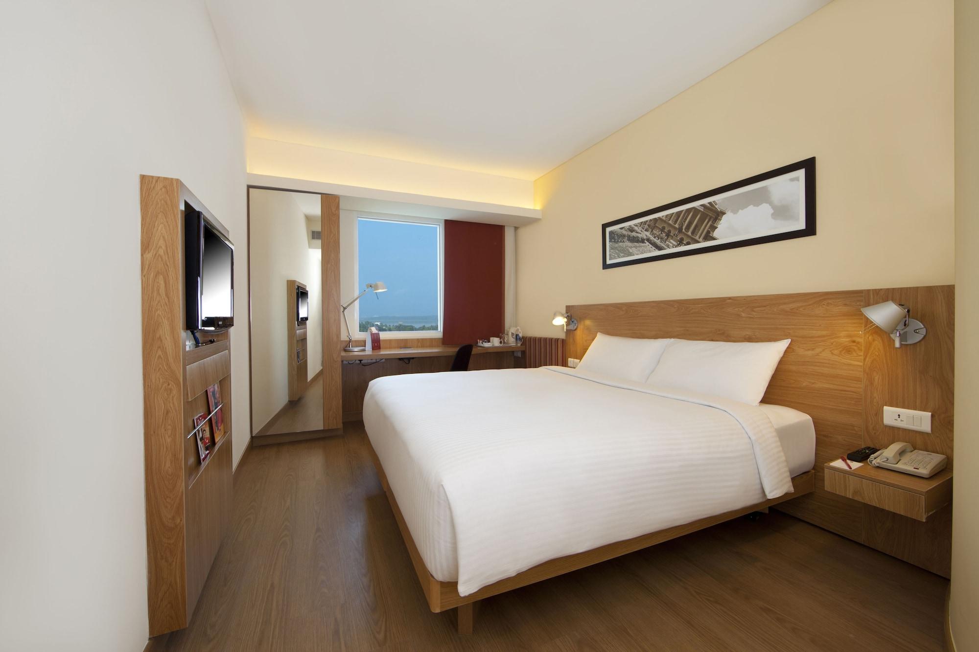 Ibis Outer Ring Road 4* Bangalore