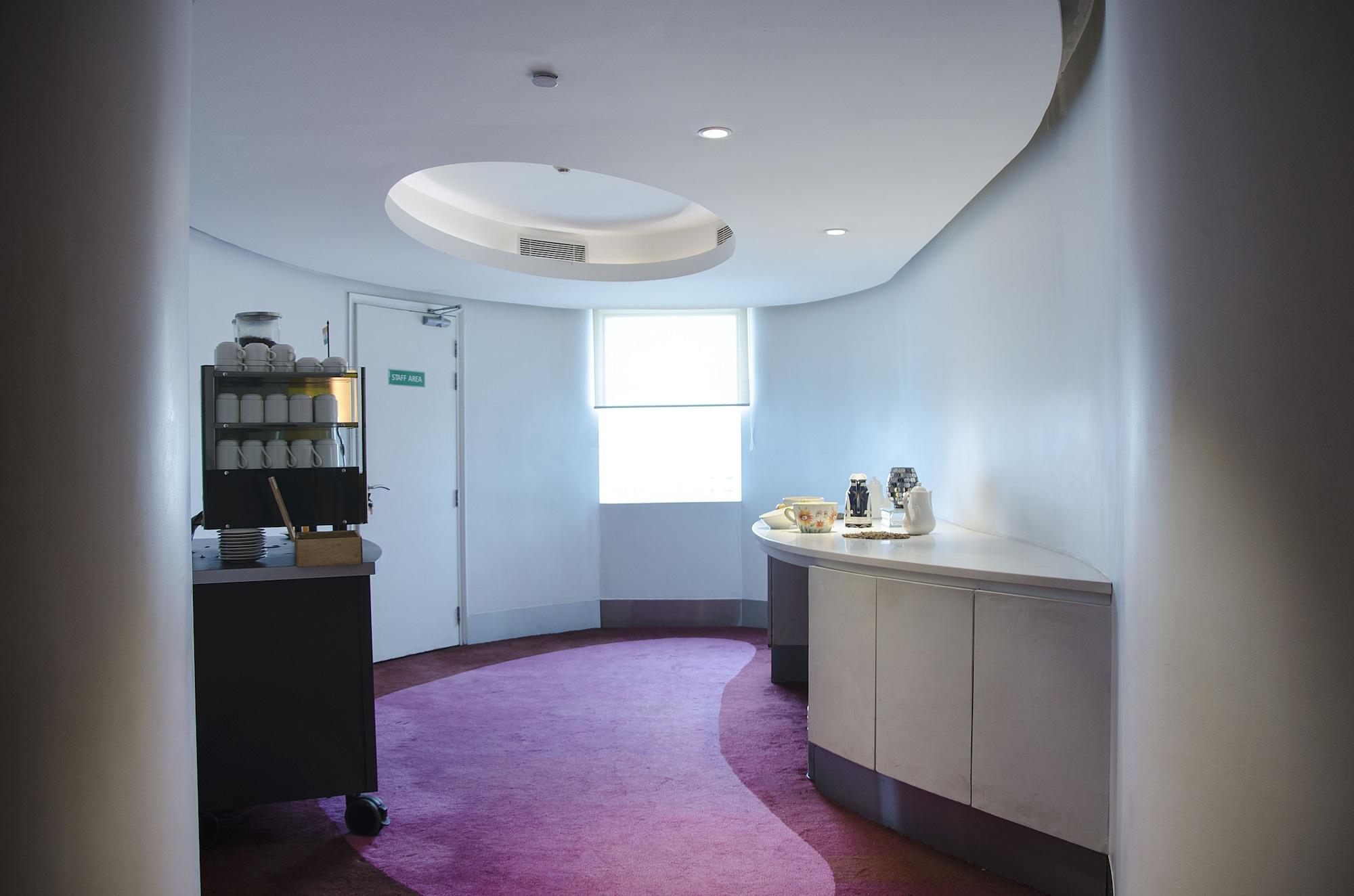 Hotel Ibis Outer Ring Road