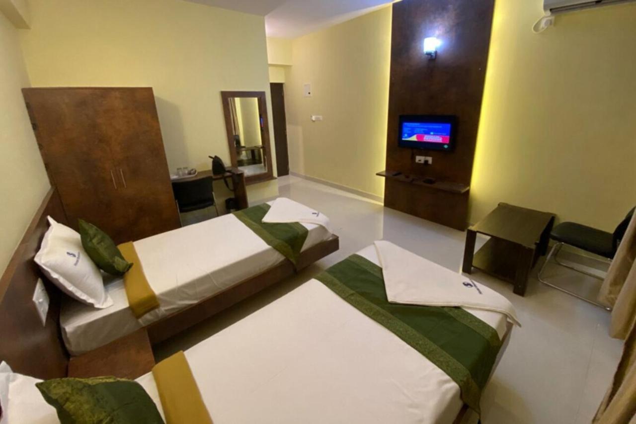 Shyam 3* Bangalore