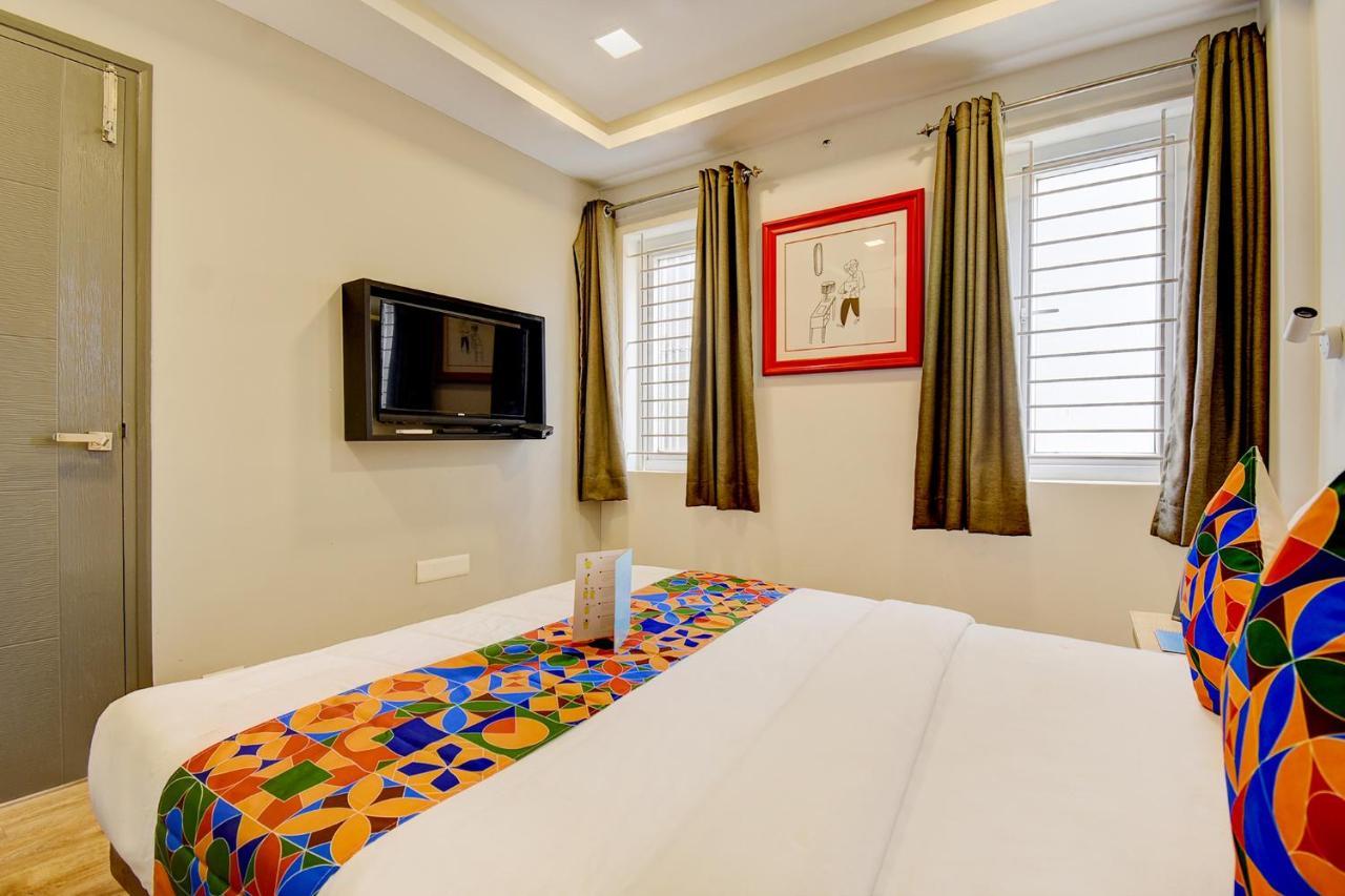 Fabhotel Siri Residency Hotel
