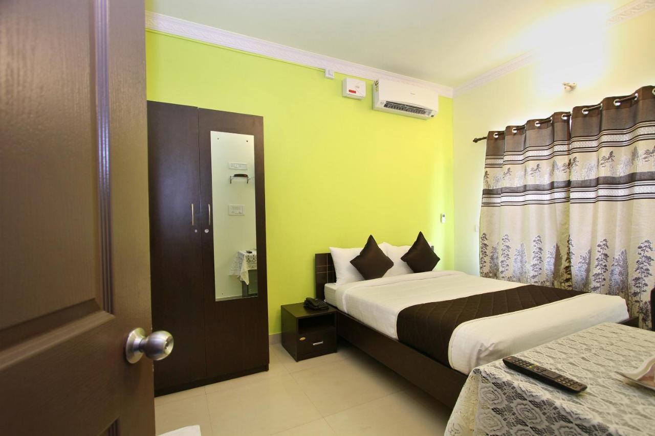 Hotel Vaccinated Staff- Oyo 10232 Ashberry 3*