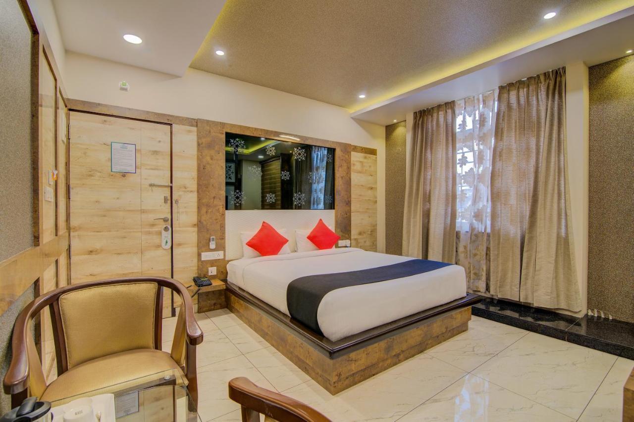 Hotel Capital O 15950 J K Residency 3*