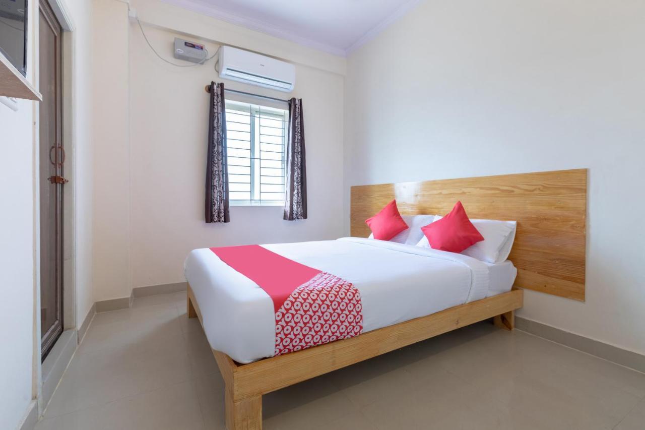 Oyo Flagship 44601 Cloud Hotel Bangalore