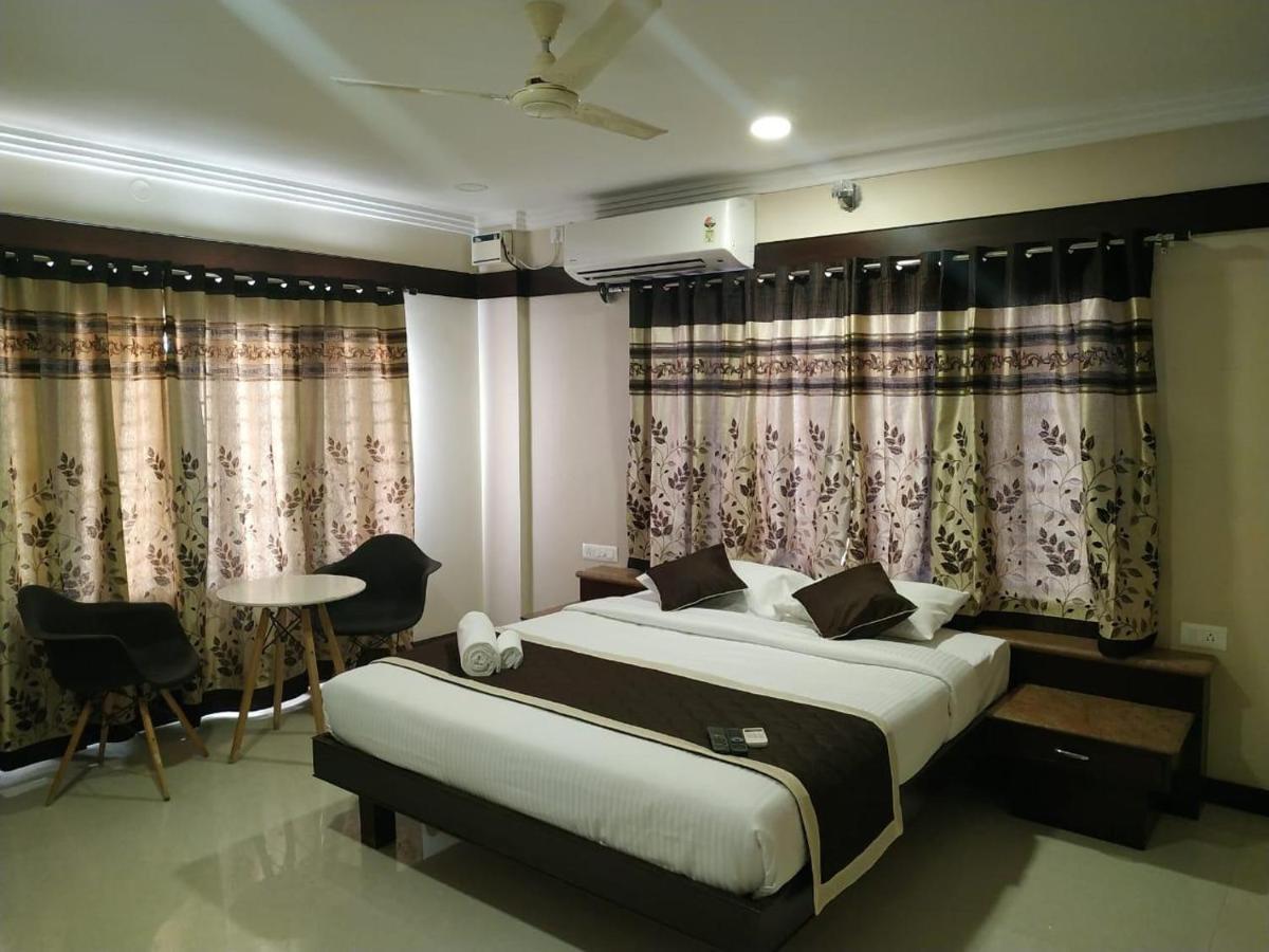 Hotel Rose Mansion Manyata Tech Park 2*