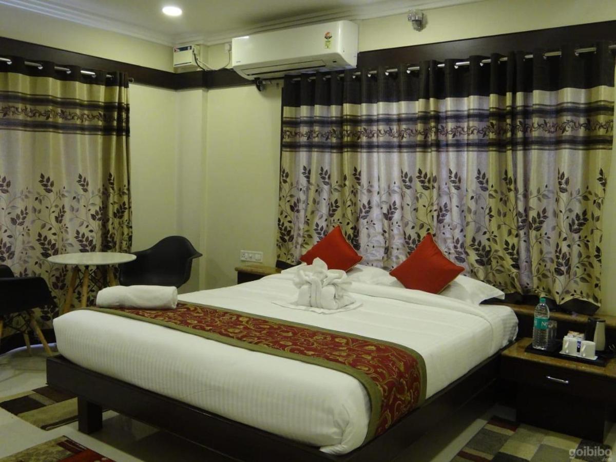 Rose Mansion Manyata Tech Park 2*