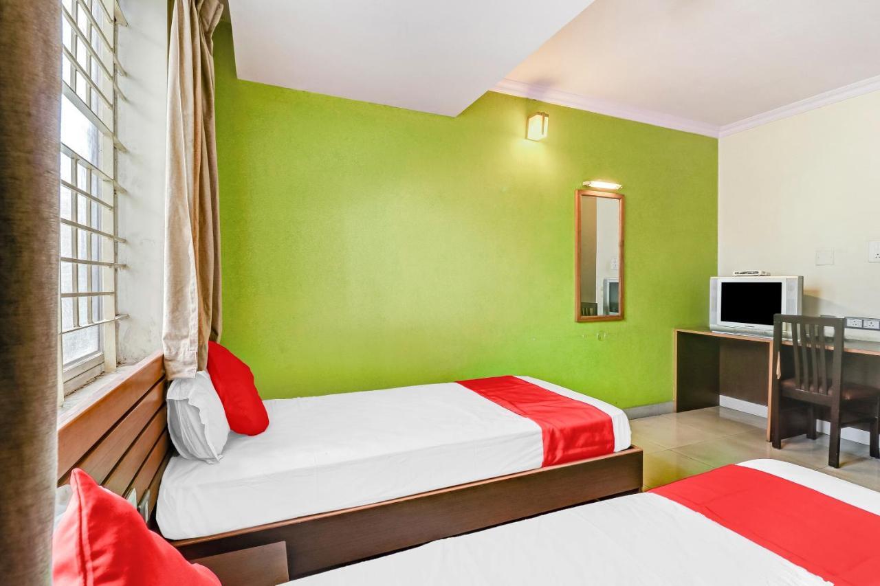 Oyo 60932 Basera Hotel 3*