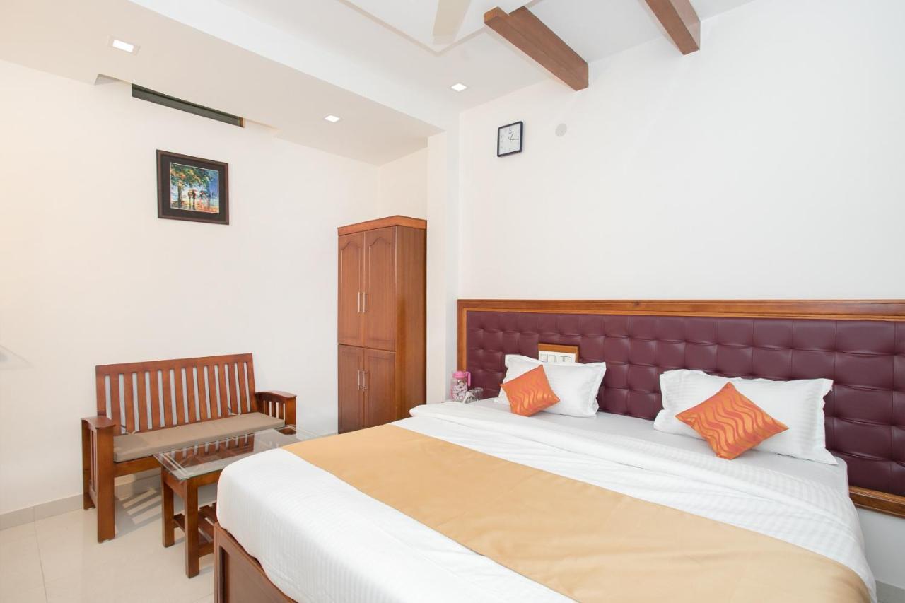 Hotel Oyo 11097 Grand Arabian 3*