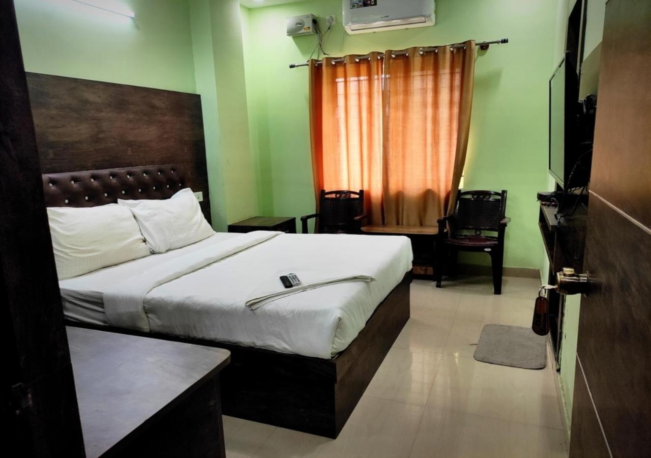 Hotel Gs Komforts 3*