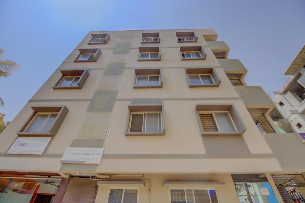 Spot On 78834 Isnas Residency Hotel