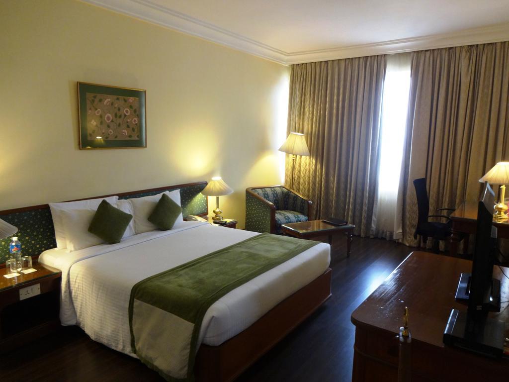 Royal Orchid Bangalore, Mg Road