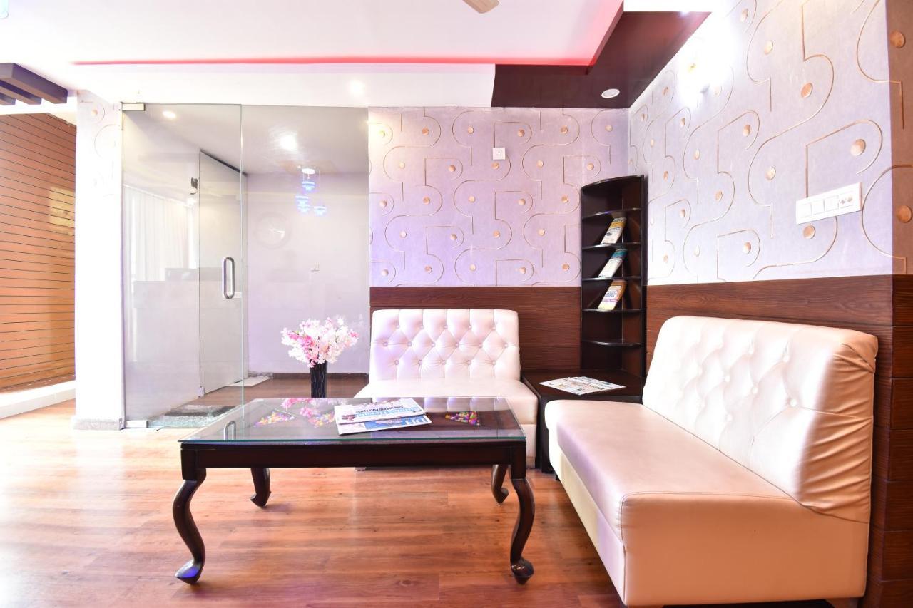 Hotel Fabhotel Dhanvitha 4*