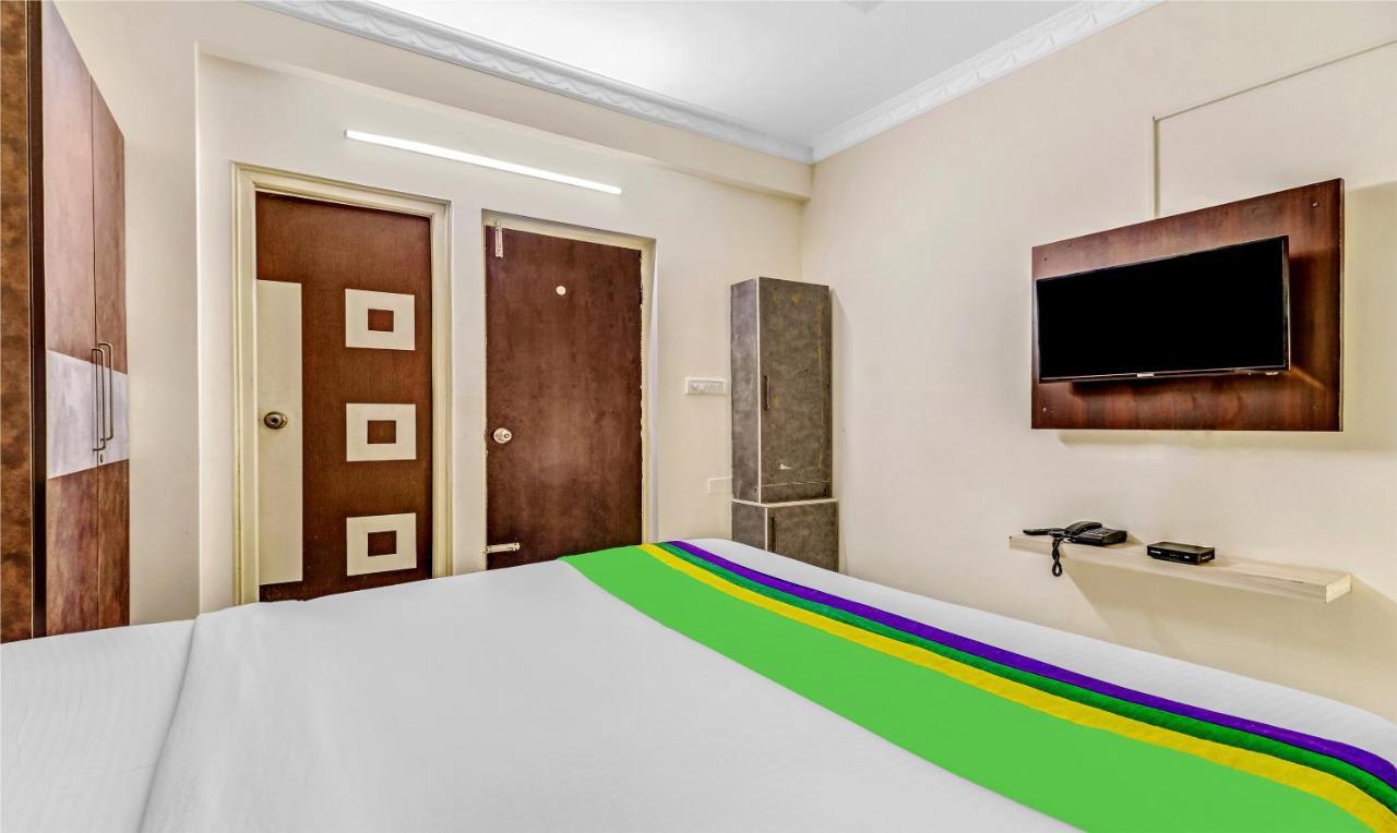 Treebo Trend Royal Residency Service Mysore Road Hotel Bangalore