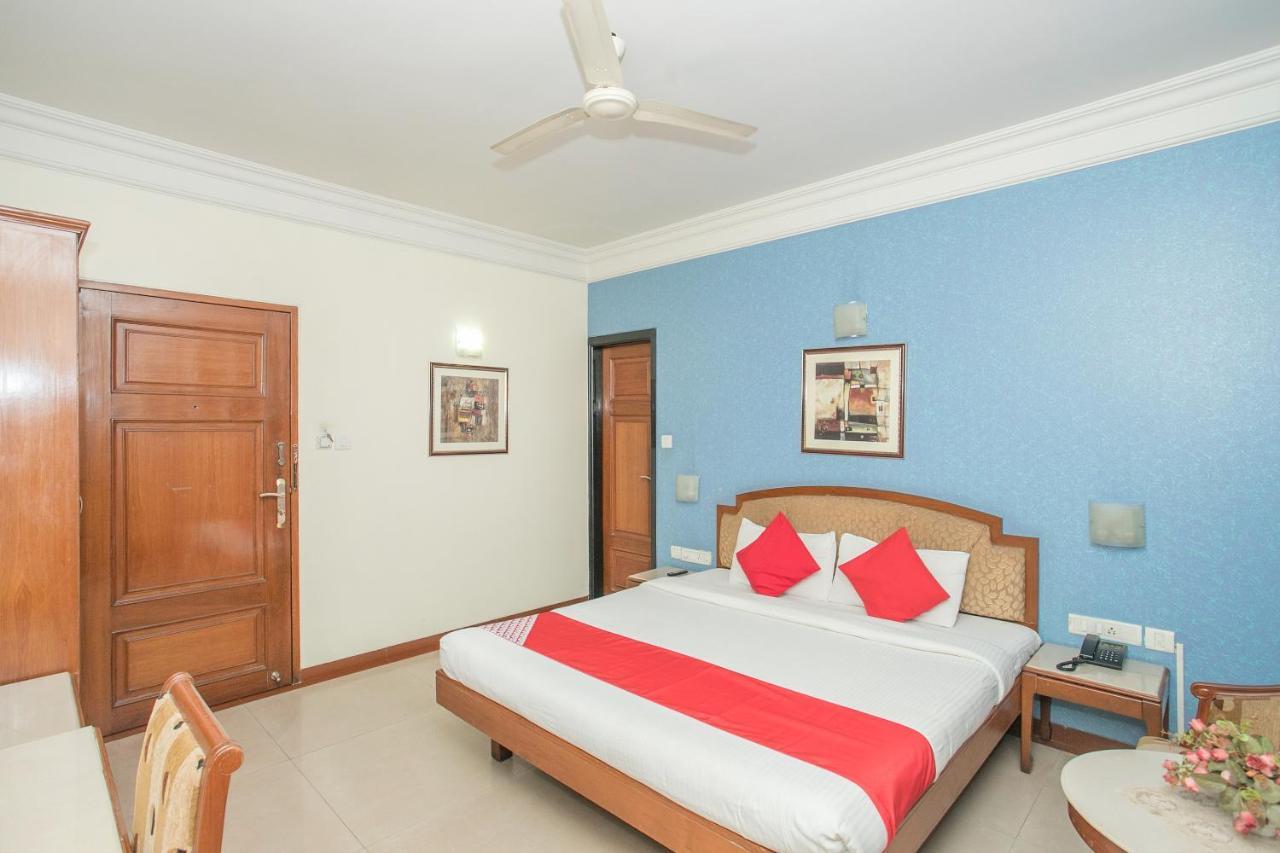 Hotel Oyo 579 Hotel Aab Bangalore