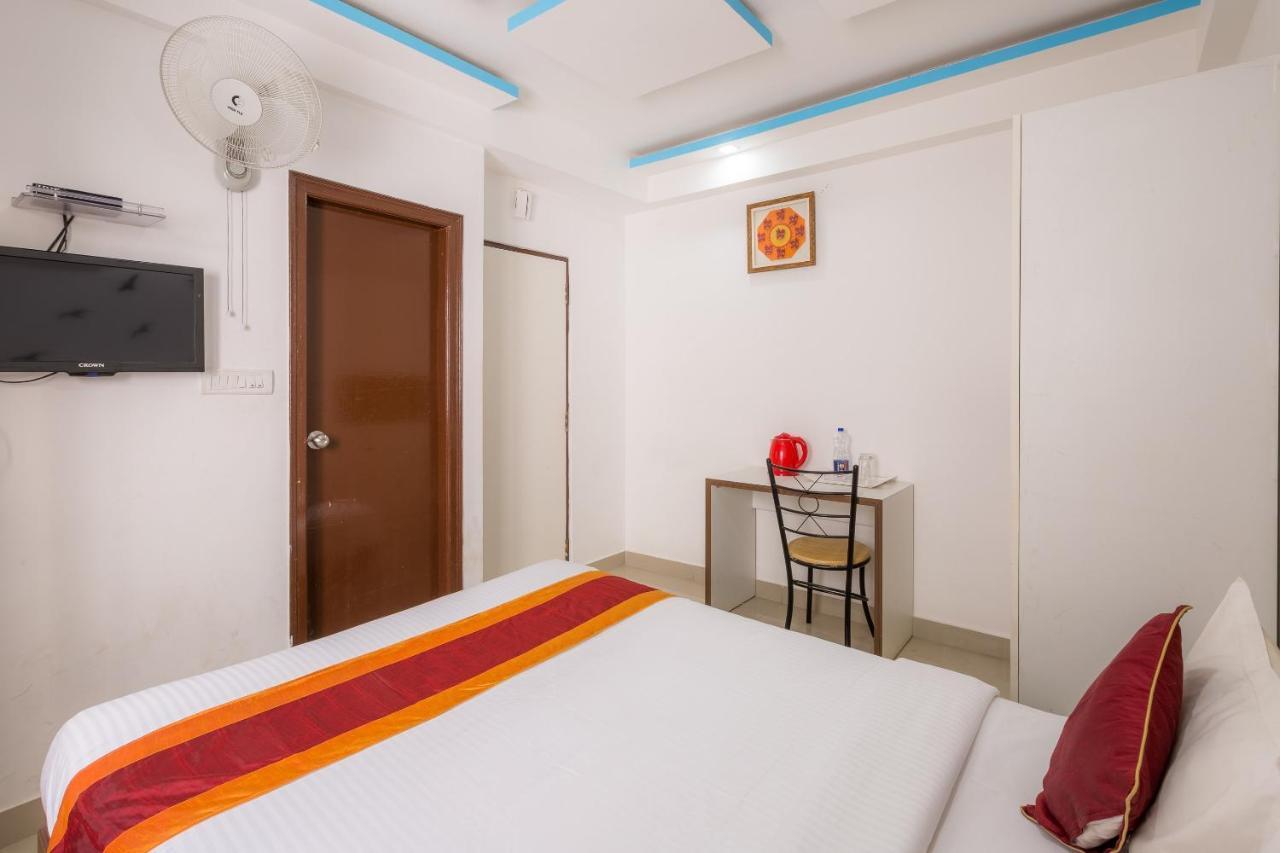 Oyo 4767 Royal Park Bangalore