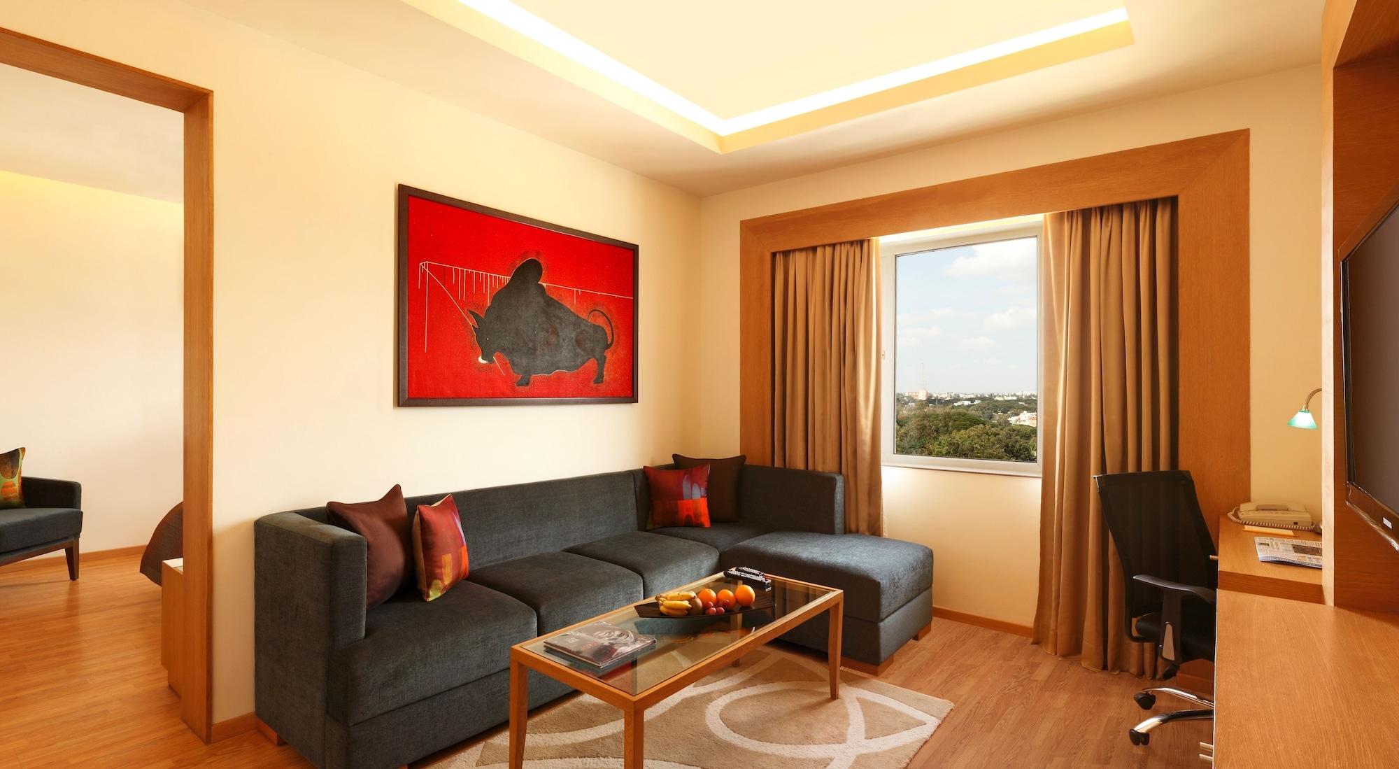 Lemon Tree Premier, Ulsoor Lake, Hotel Bangalore