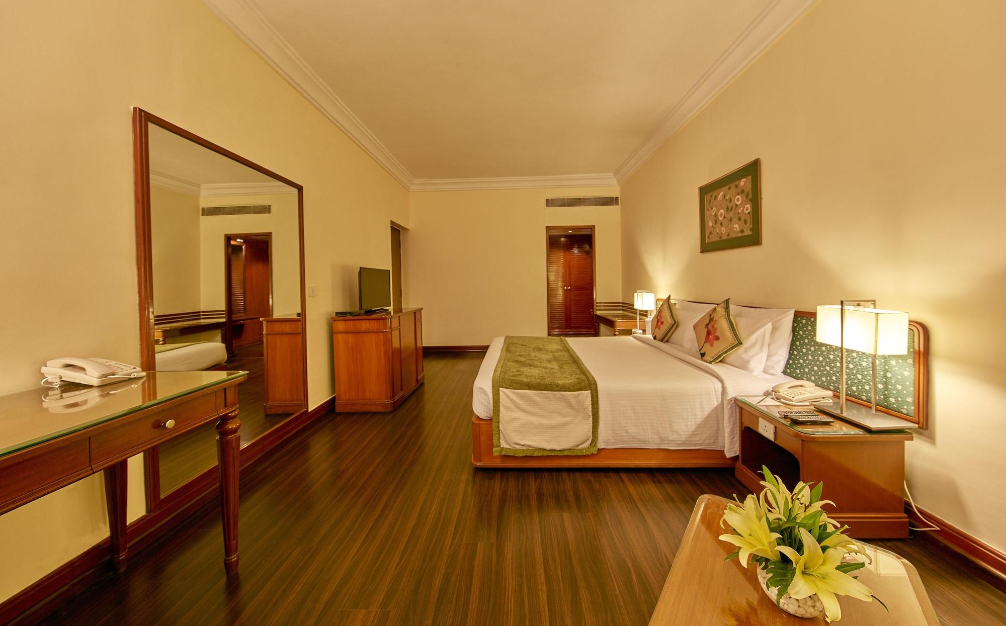 Royal Orchid Bangalore, Mg Road 4* Bangalore