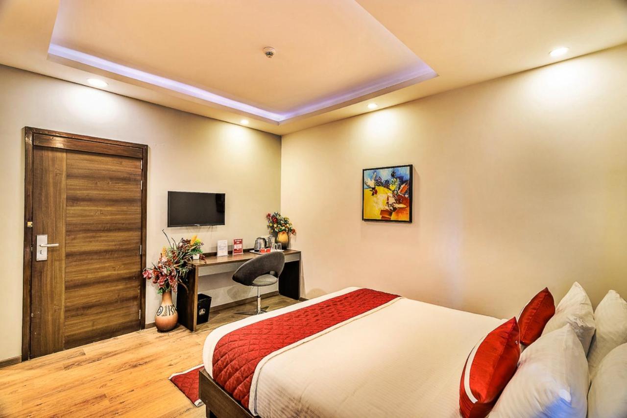 Jagadish Brigade Hotel 3*