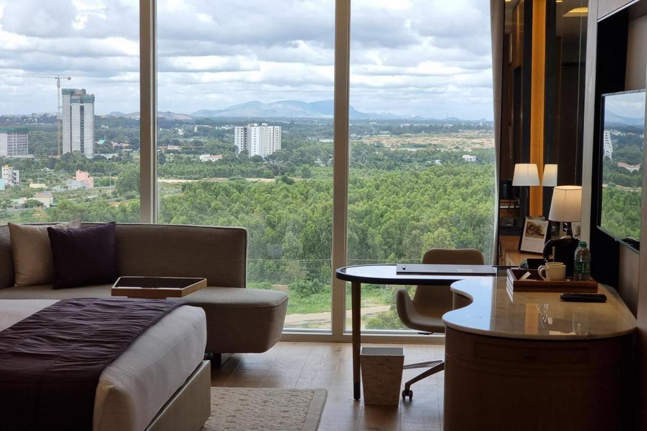 The Leela Bhartiya 5*