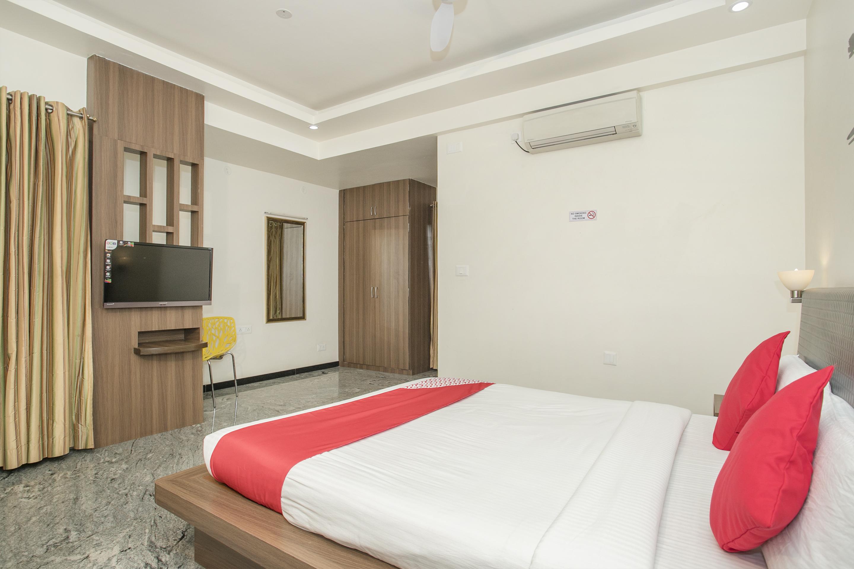 Hotel Oyo Indiranagar Old Airport Road 3*