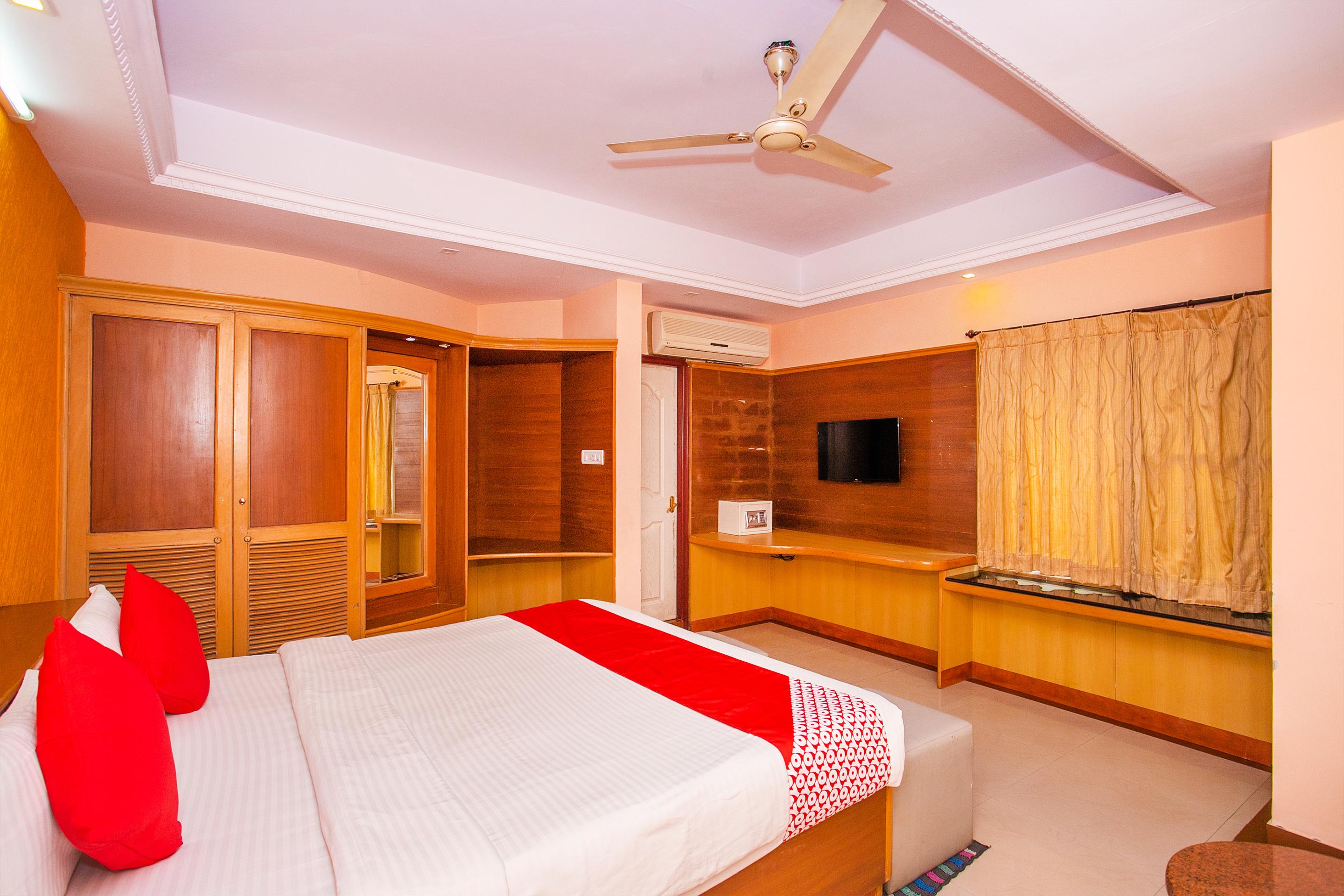Oyo 331 Skanda Shelters Hotel