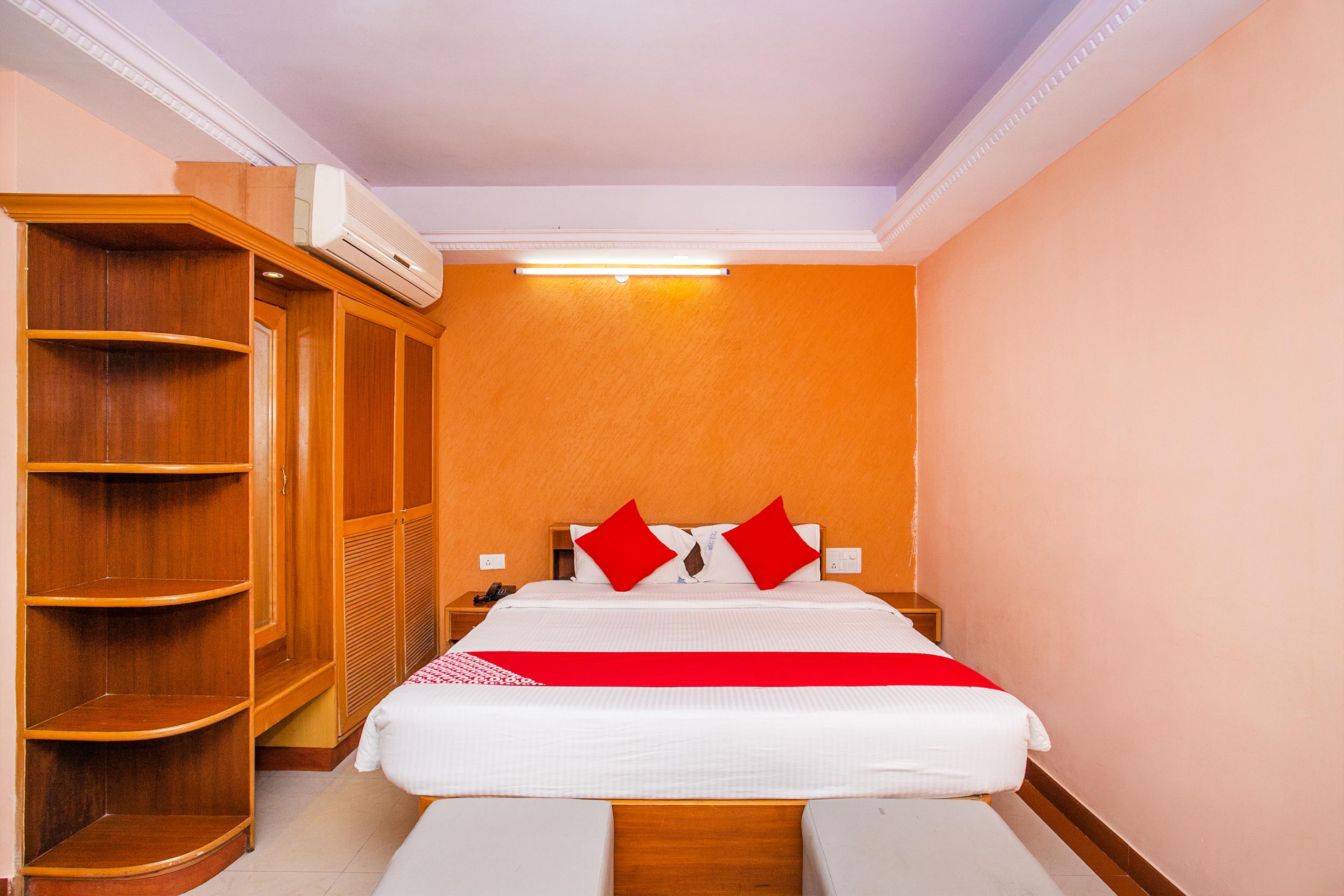Oyo 331 Skanda Shelters Hotel 3*