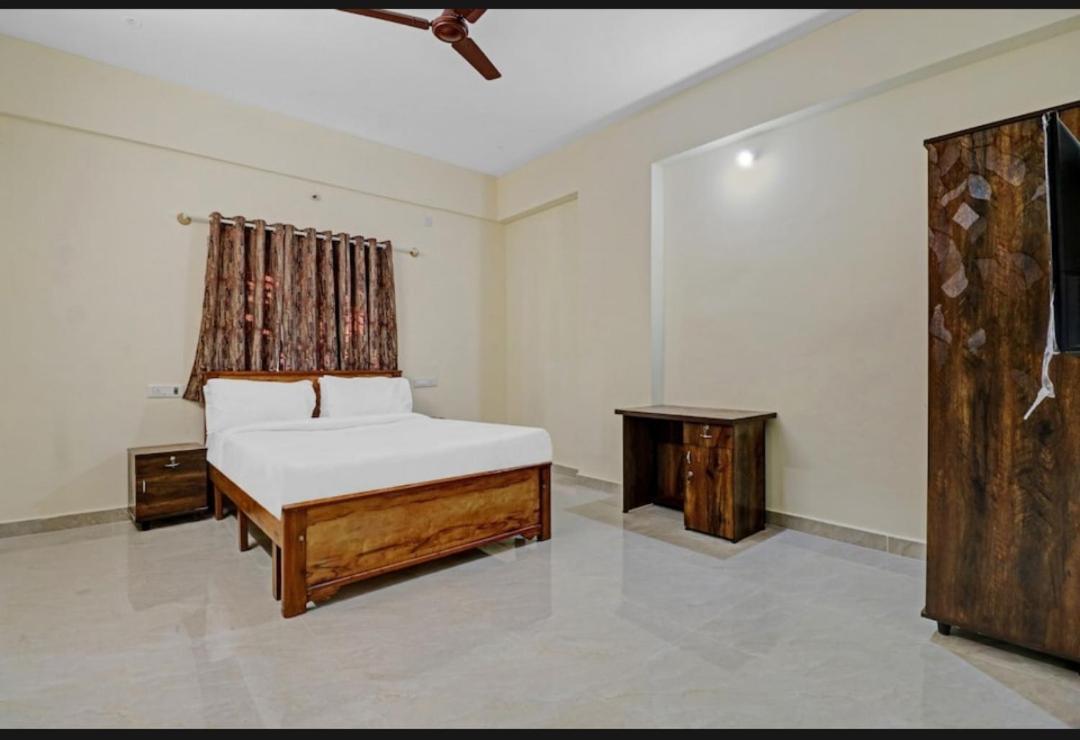 Fabhotel Kings Palace Manyata Bangalore