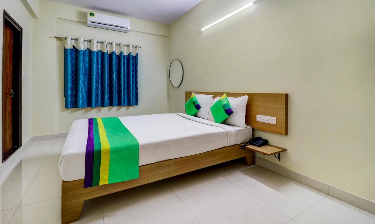 Itsy By Treebo - Golden Grand Hotel Bangalore
