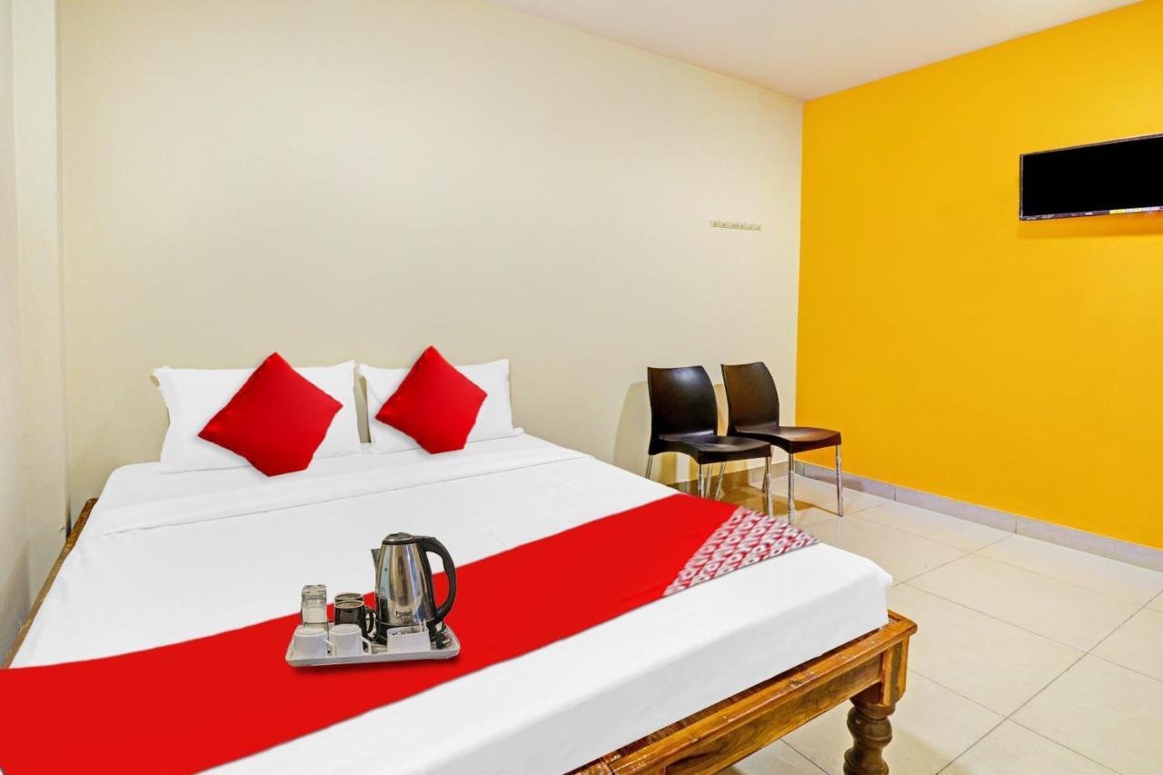 O Shri Sai Boarding And Near Nagasandra Metro Station Hotel