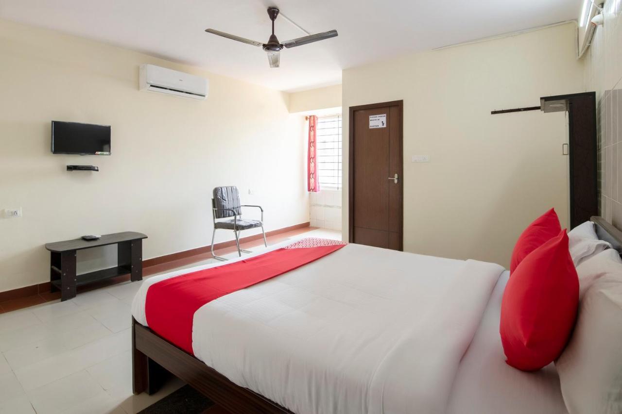 Oyo 49073 Whitefield Comforts Hotel Bangalore