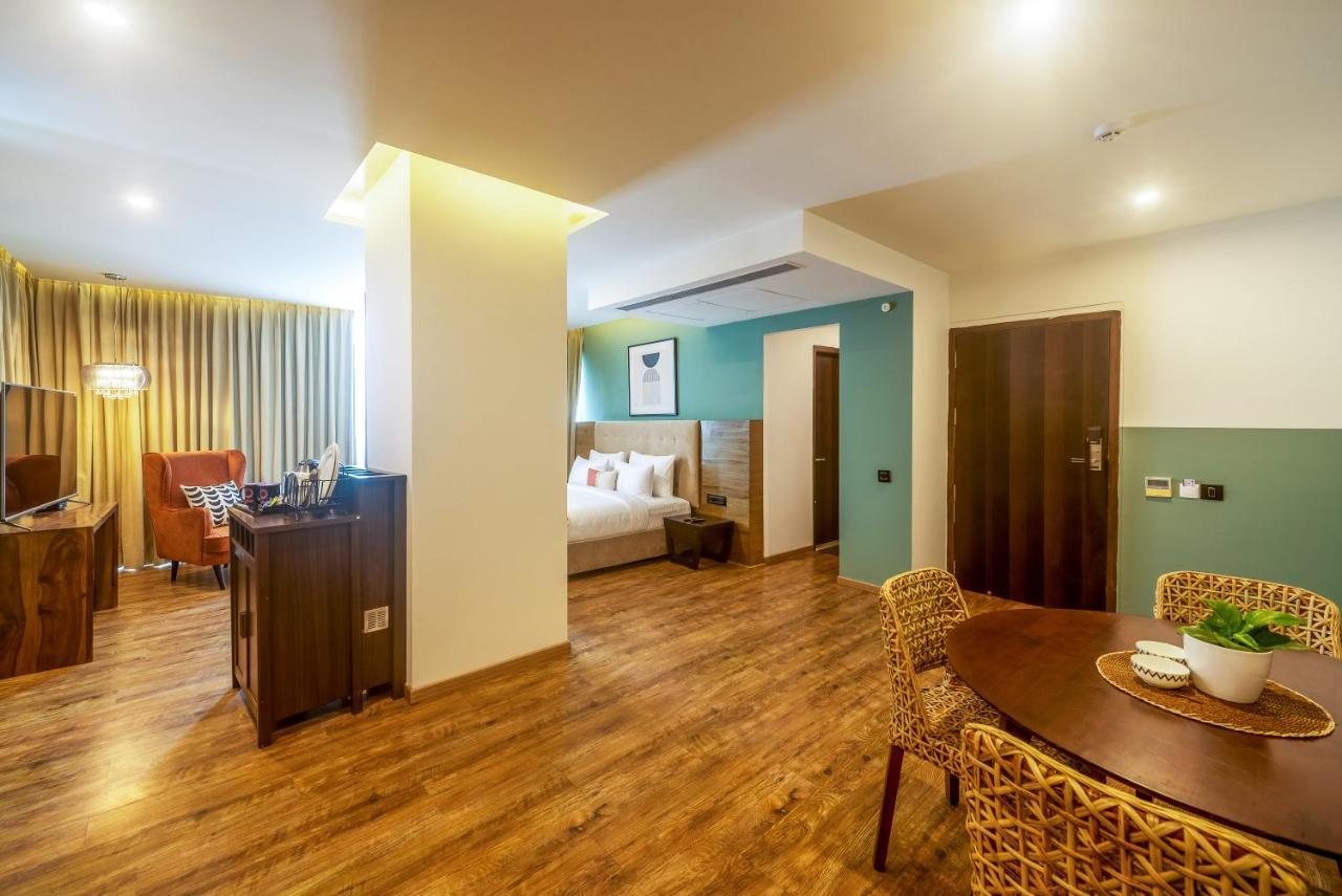 Olive Mg Road Dunsvirk By Embassy Group Hotel
