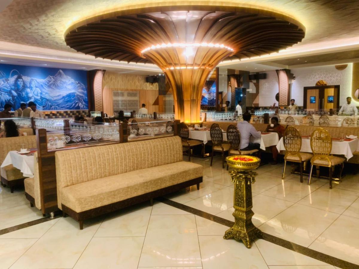 Rajathadri Royal *