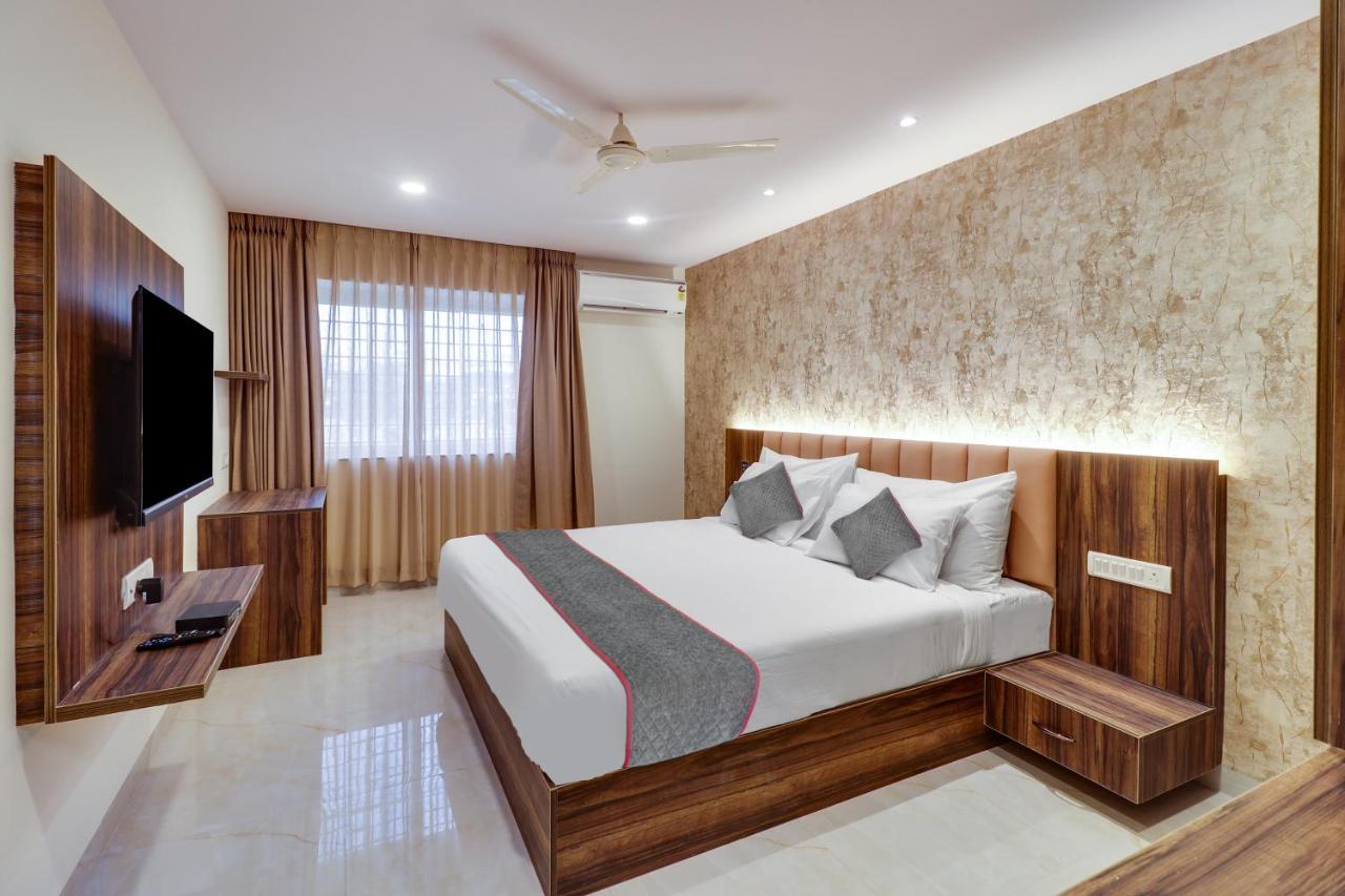 Hotel Collection O Manu