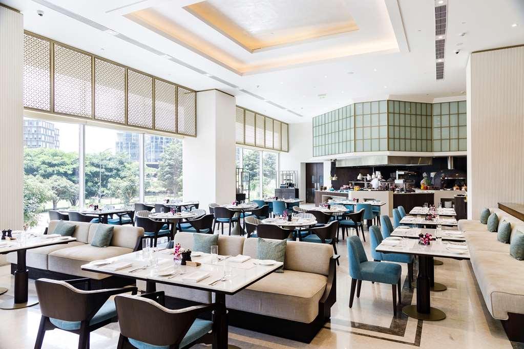 Hotel The Leela Bhartiya 4*