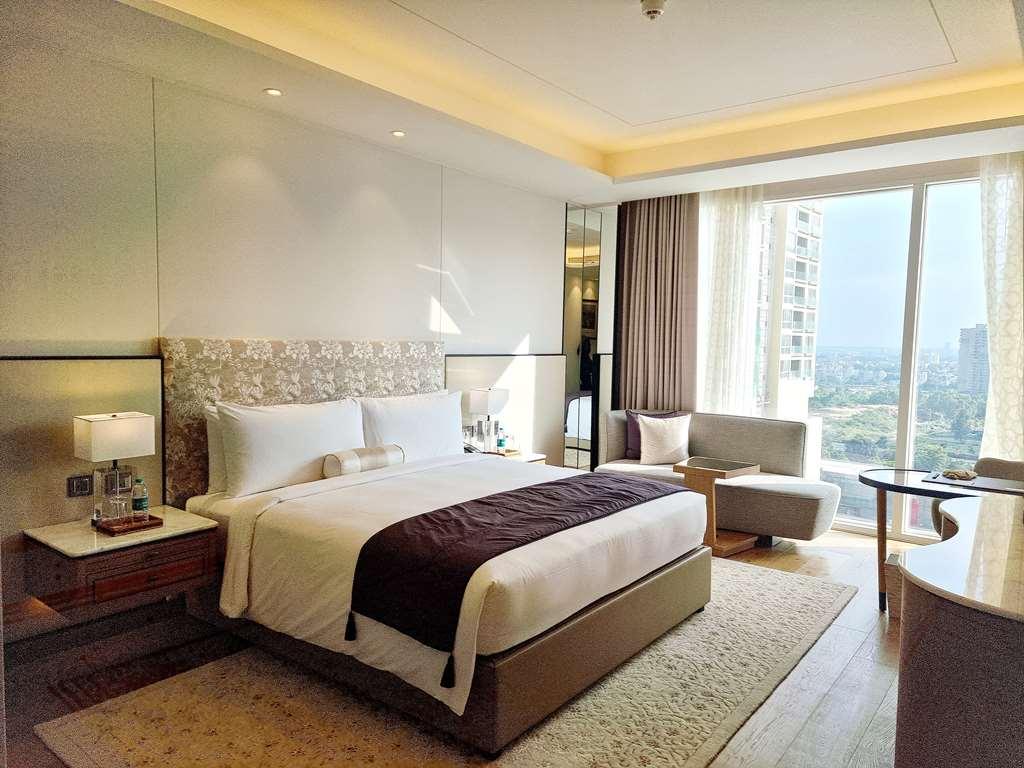 The Leela Bhartiya Hotel