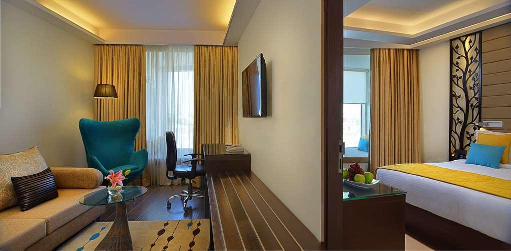 Country Hebbal * Bangalore