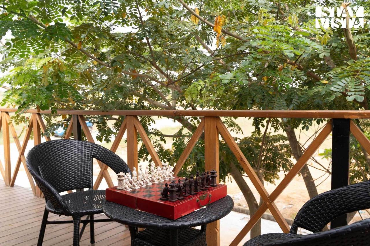 Stayvista At The Goldilocks With Pvt Pool & Gym Villa Bangalore