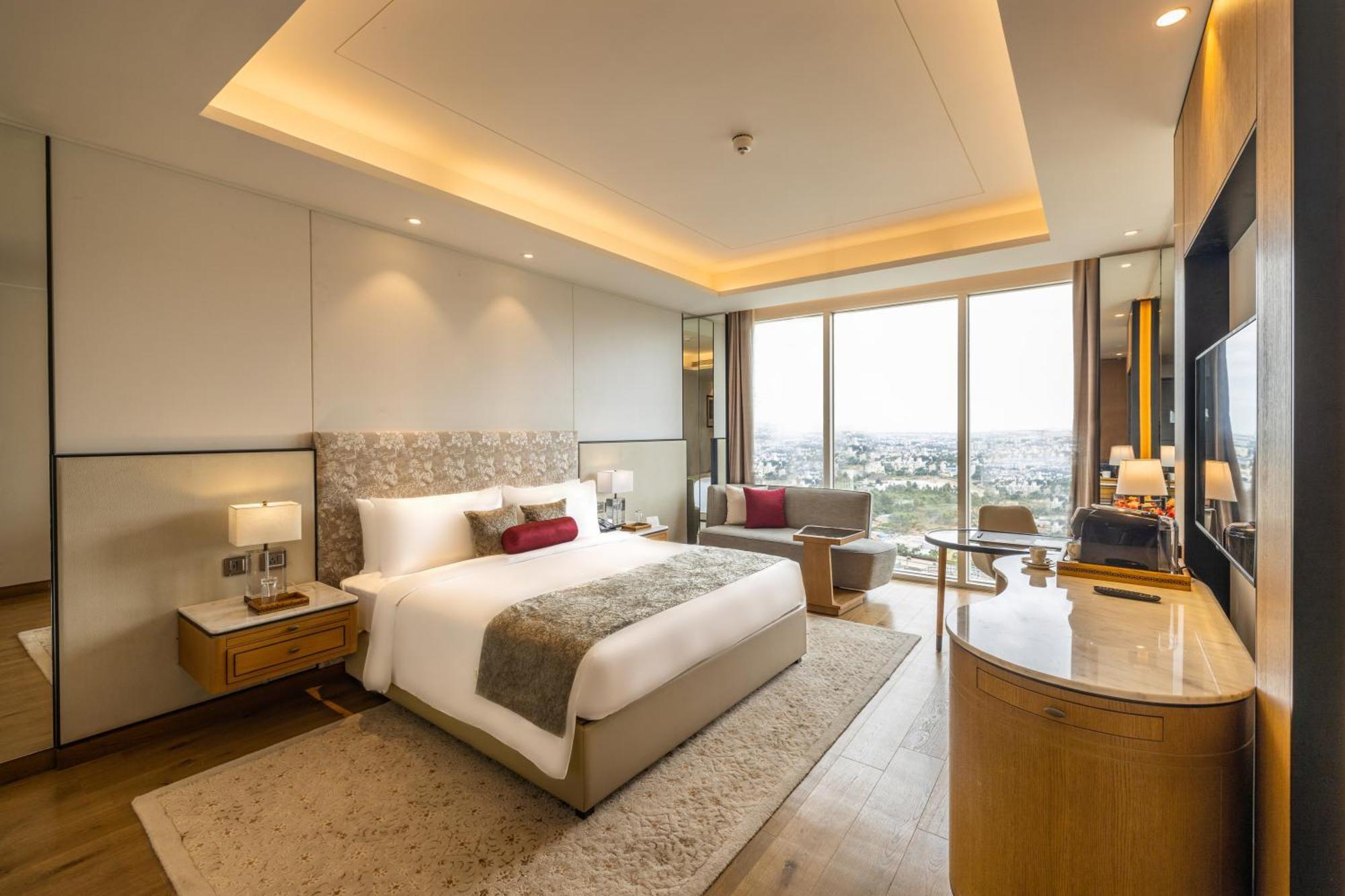 The Leela Bhartiya Hotel 5*