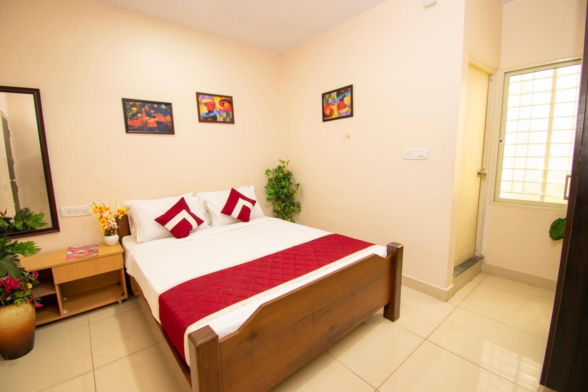 Hotel Octave Kanaka Krishna Comforts 3*