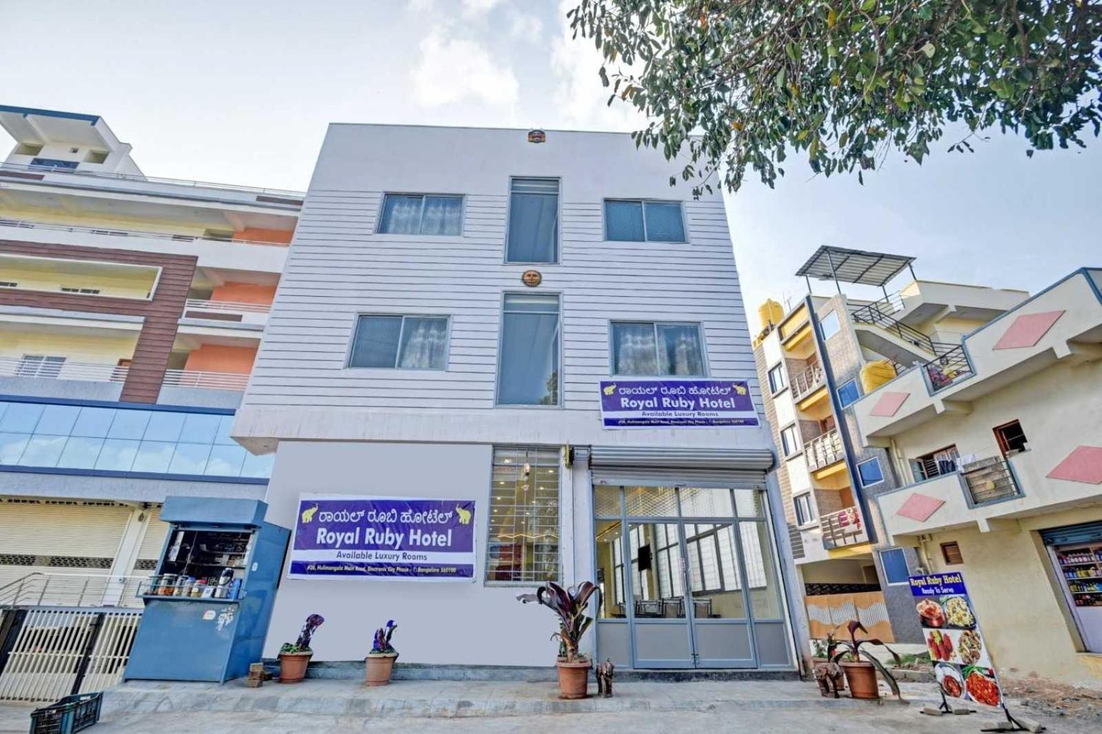Collection O Royal Ruby Electronic Phase 1 4* Bangalore