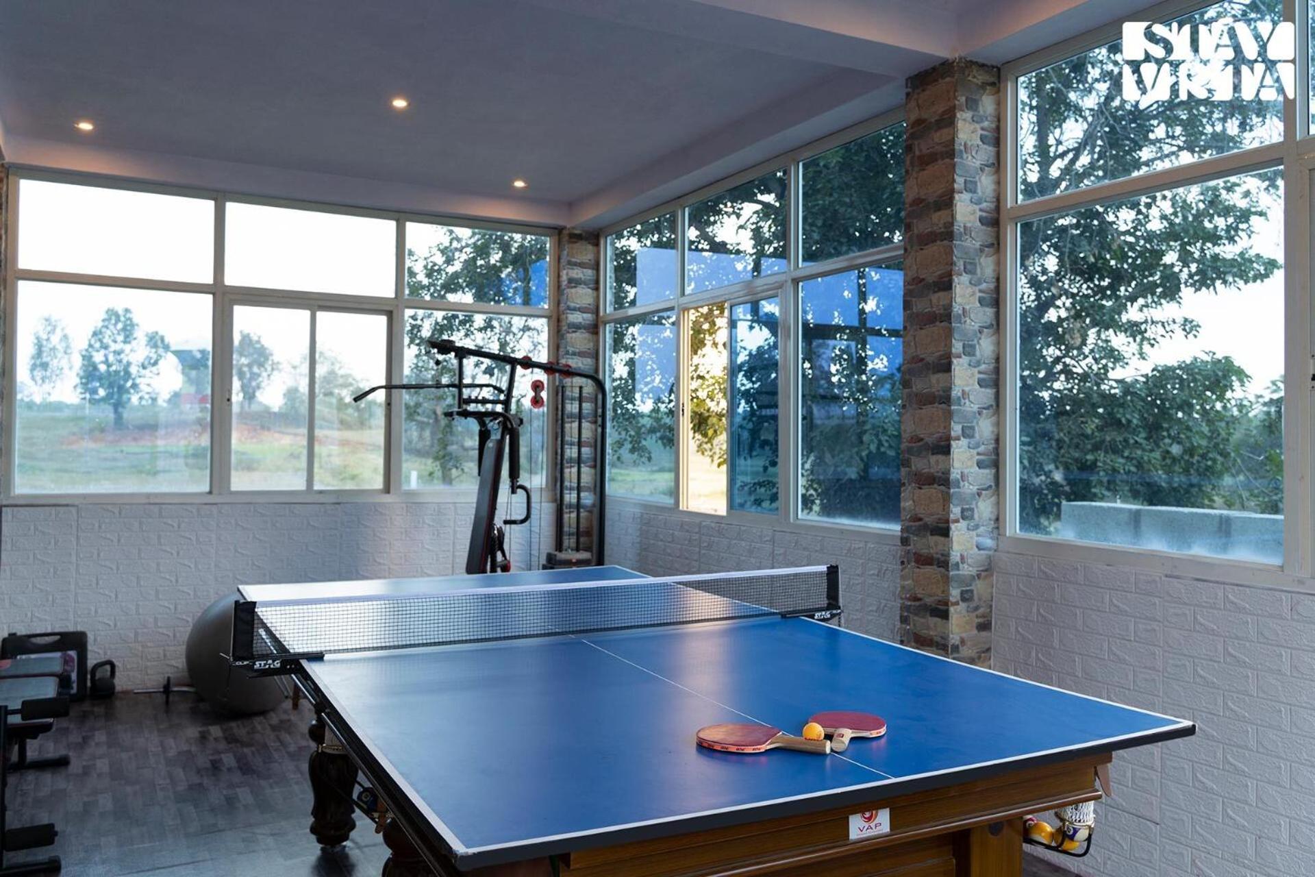 Stayvista At The Goldilocks With Pvt Pool & Gym Villa