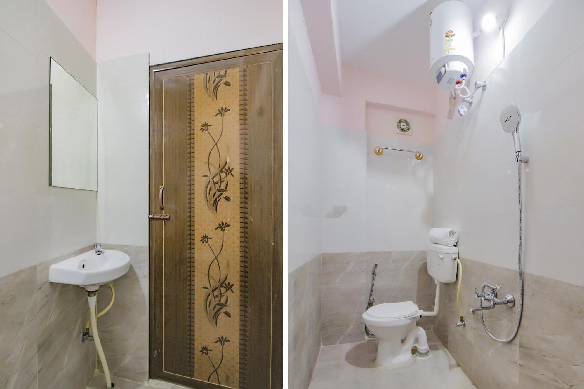 Oyo 79181 Sri Dhanalakshmi Boarding & Lodging Hotel