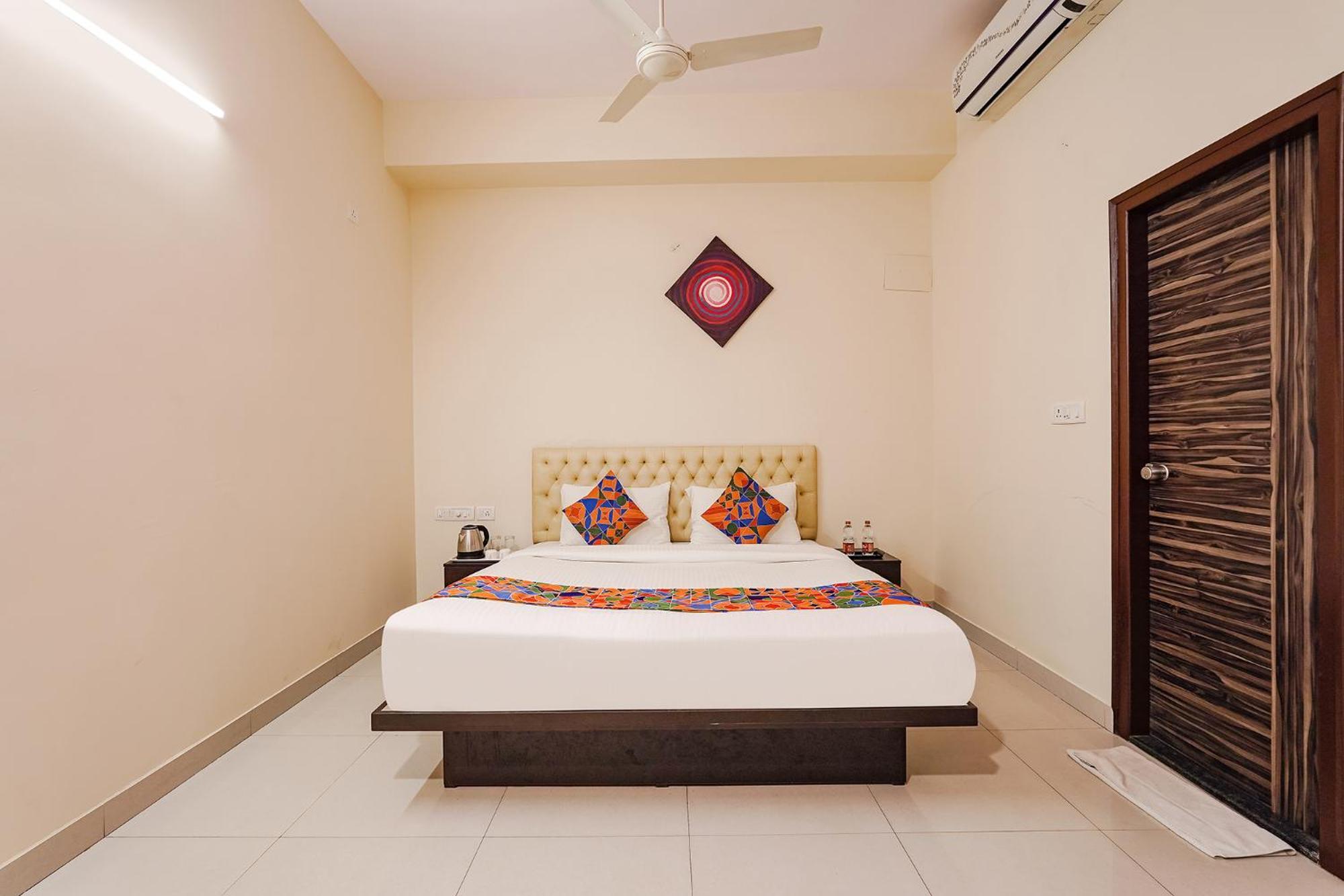 Fabhotel Leela Park Hotel