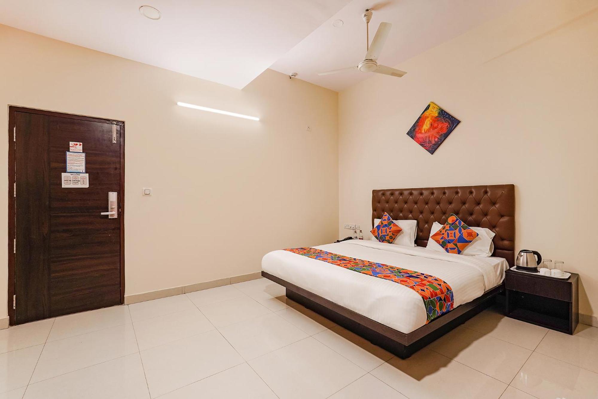 Fabhotel Leela Park 3* Bangalore