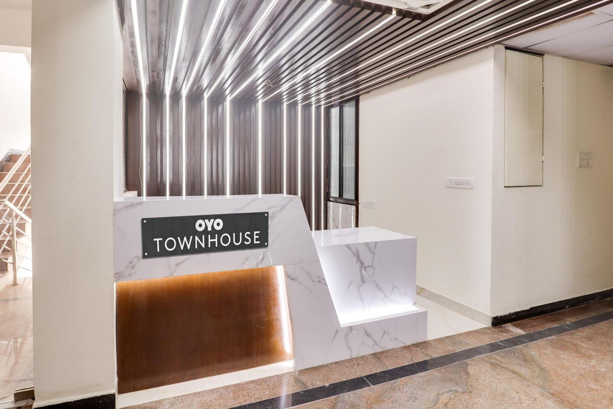 Hotel Collection O Manu Bangalore