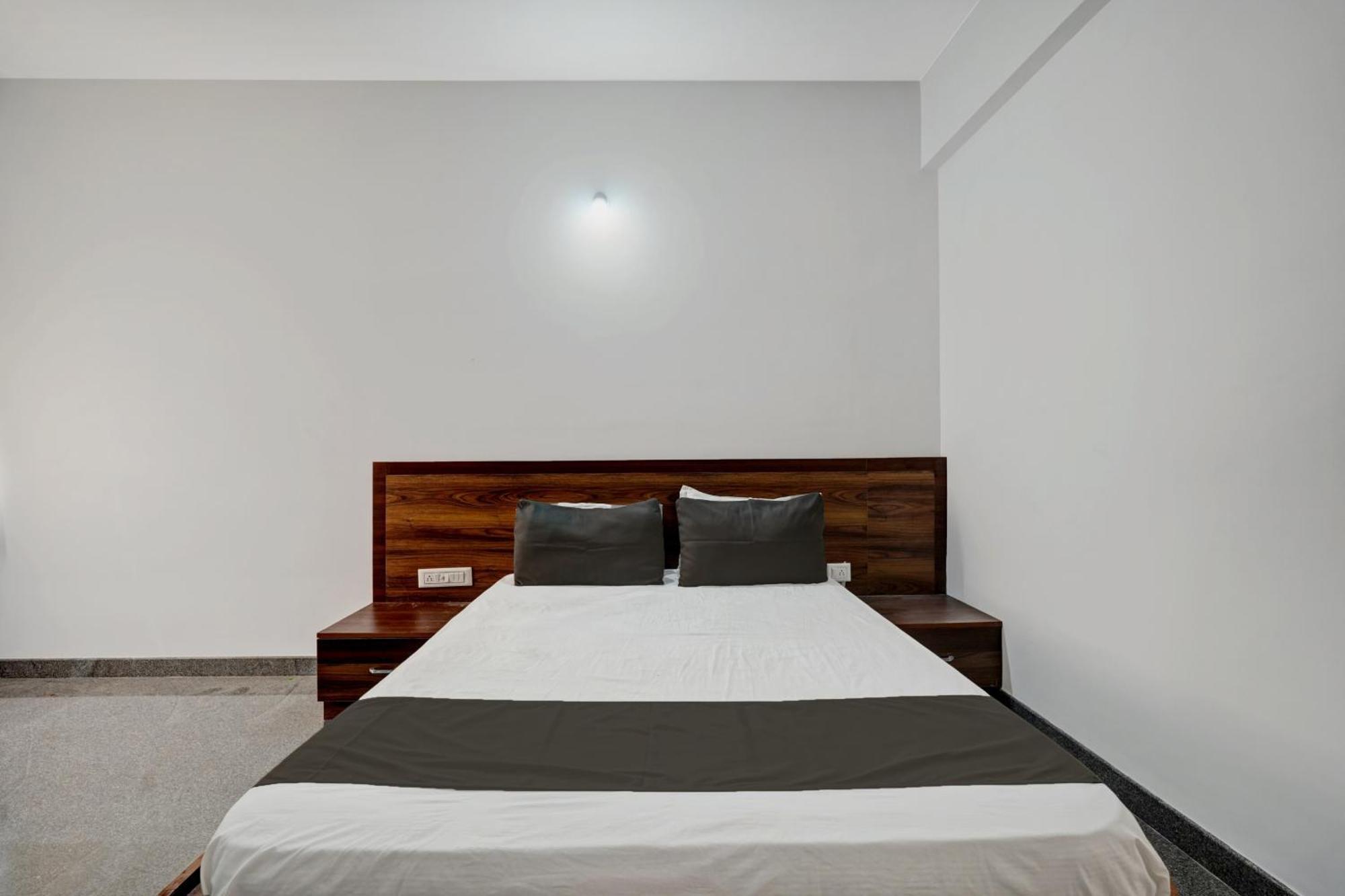 Oyo Bungalow Lodging & Boarding