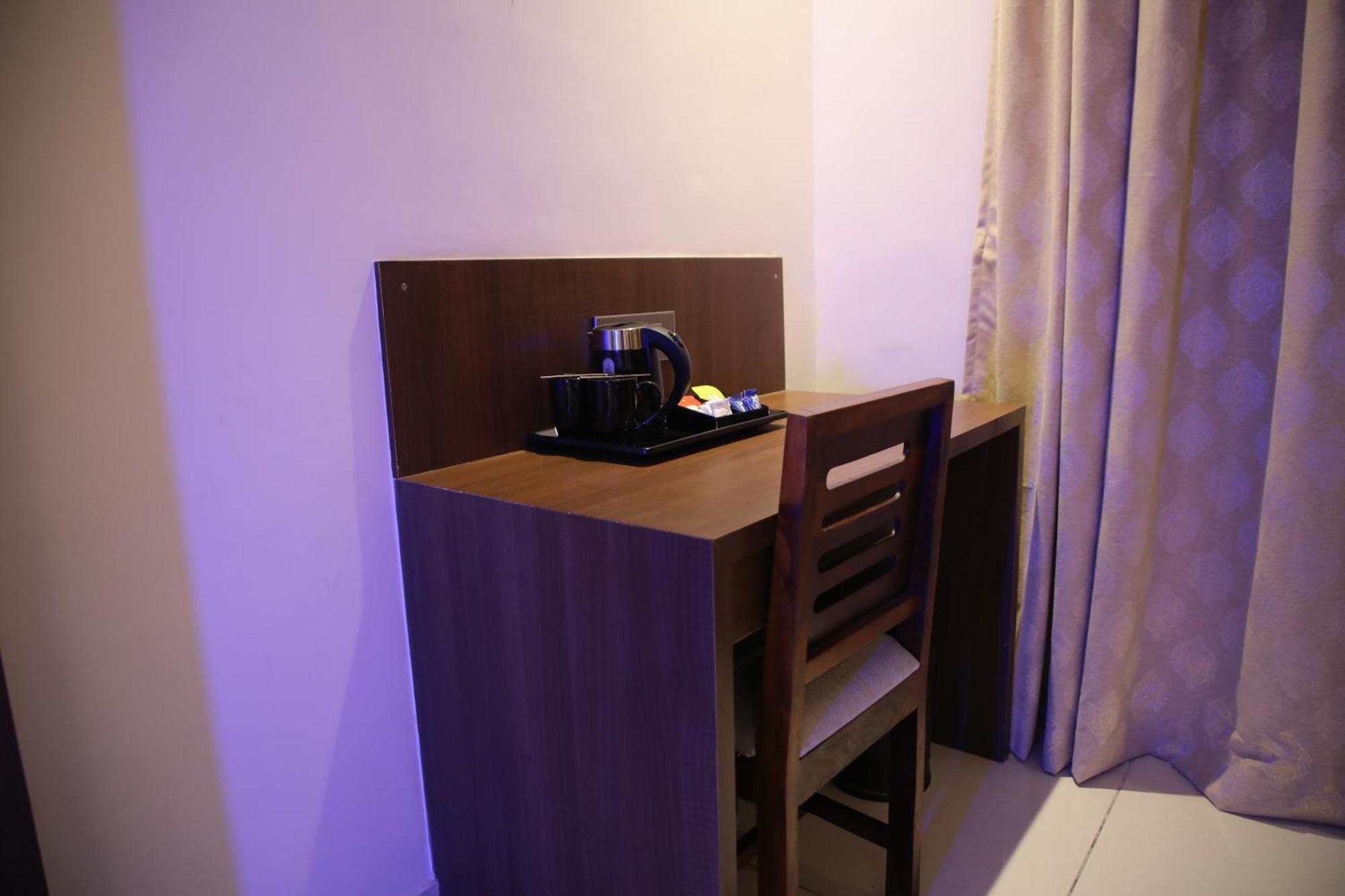Hotel Rajathadri Royal *