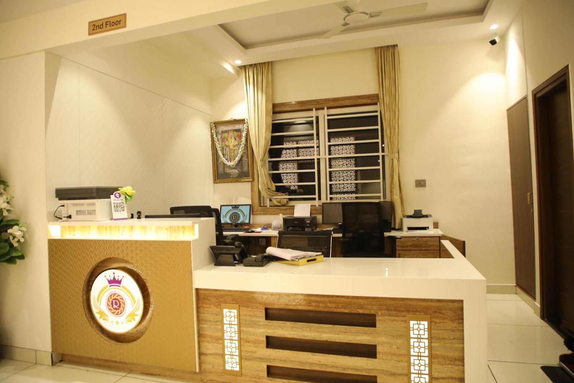 Rajathadri Royal *