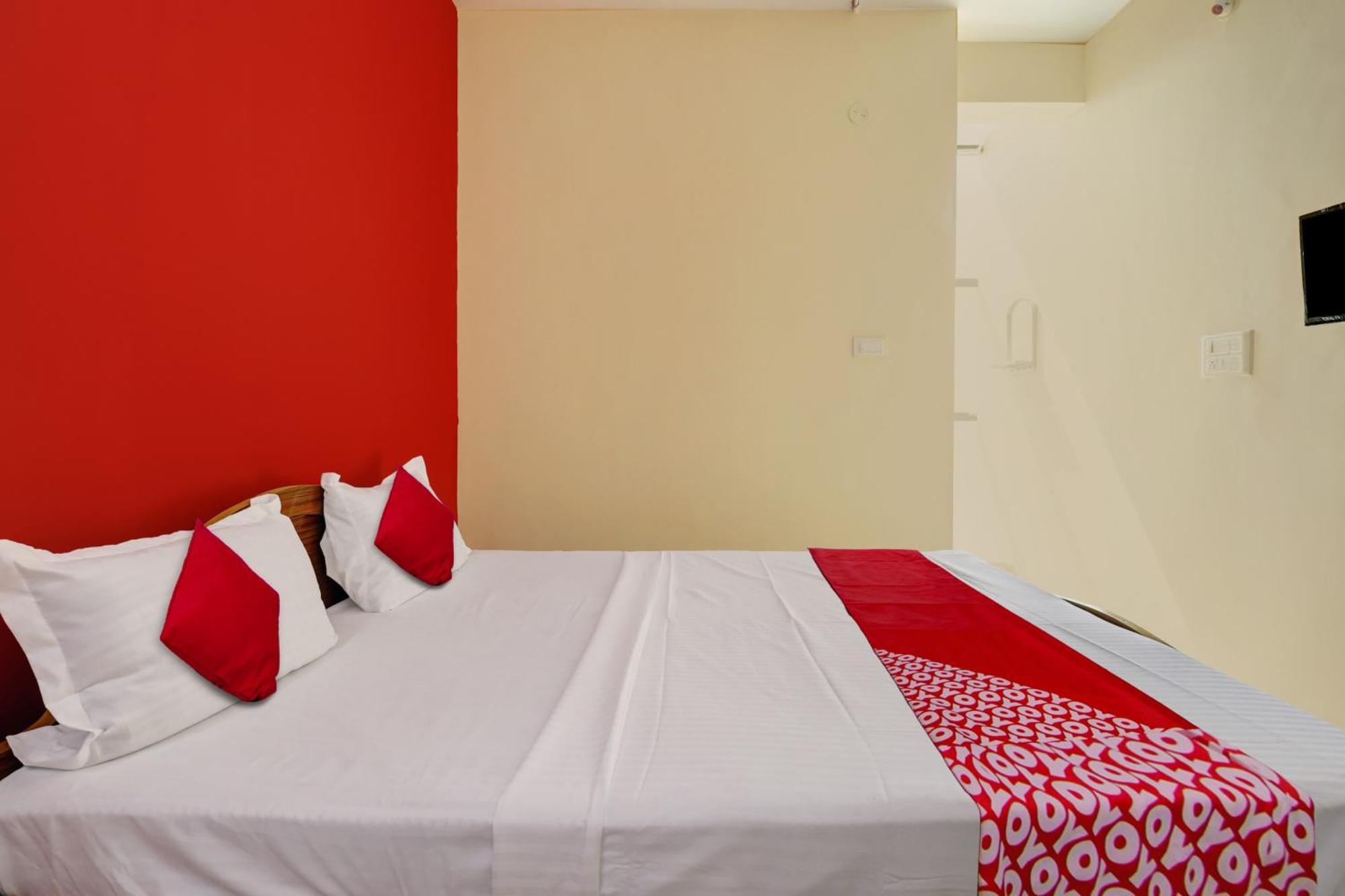 O S.l.v Boarding & Hotel Bangalore