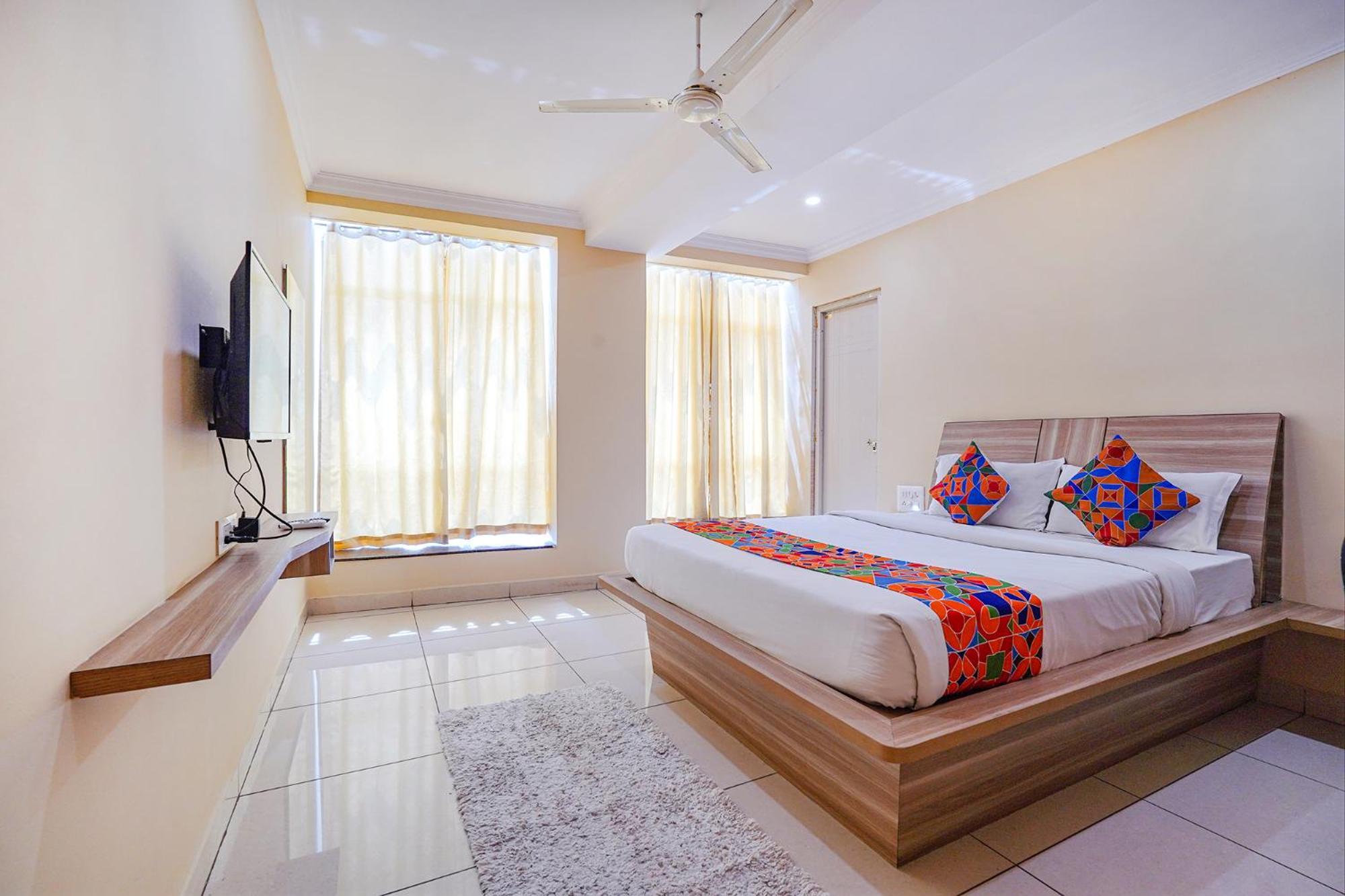 Hotel Fabhotel Bns Comforts Bangalore