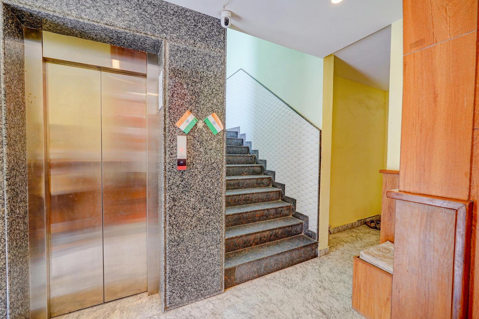 Fabhotel Bns Comforts 3* Bangalore